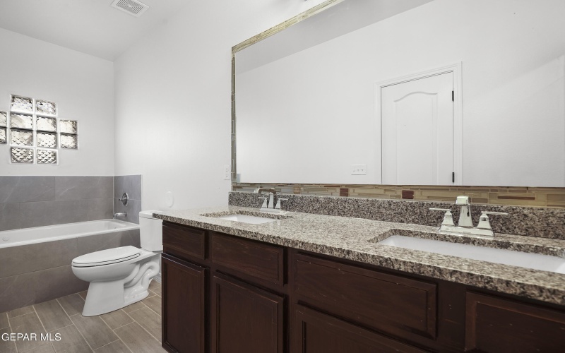 13613 Gatton Street, El Paso, TX 79928, 4 Habitaciones Habitaciones , ,2 BañosBaños,Residential,En Venta,13613 Gatton Street,896555
