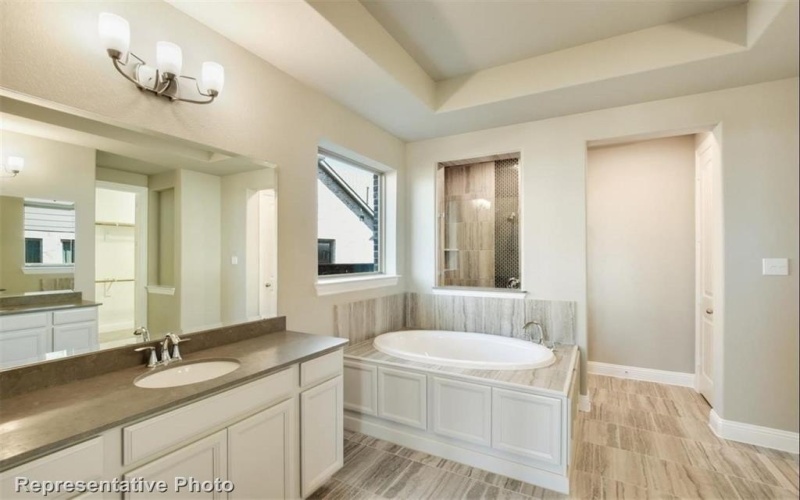 2103 Birch ST, Mansfield, TX 76063, 5 Habitaciones Habitaciones , ,5 BañosBaños,Residential,En Venta,2103 Birch ST,20998333
