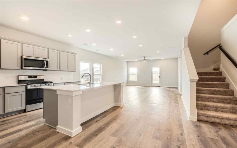 724 Ashley Gardens Drive, Forney, TX 75126, 4 Bedrooms Bedrooms, ,2 BathroomsBathrooms,Residential,For Sale,724 Ashley Gardens Drive,20998400