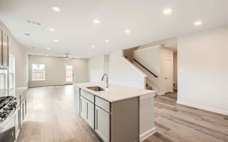 724 Ashley Gardens Drive, Forney, TX 75126, 4 Bedrooms Bedrooms, ,2 BathroomsBathrooms,Residential,For Sale,724 Ashley Gardens Drive,20998400