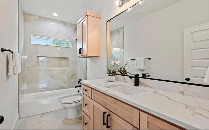2522 Seevers Avenue, Dallas, TX 75216, 4 Bedrooms Bedrooms, ,2 BathroomsBathrooms,Residential,For Sale,2522 Seevers Avenue,20998493