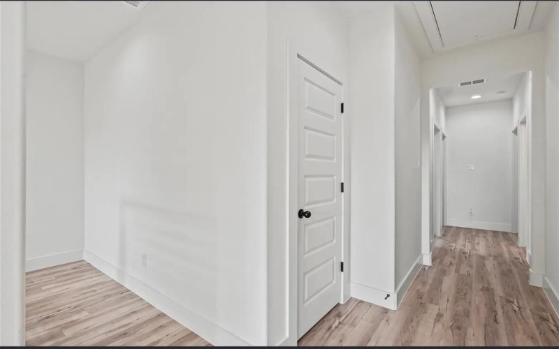 2522 Seevers Avenue, Dallas, TX 75216, 4 Bedrooms Bedrooms, ,2 BathroomsBathrooms,Residential,For Sale,2522 Seevers Avenue,20998493