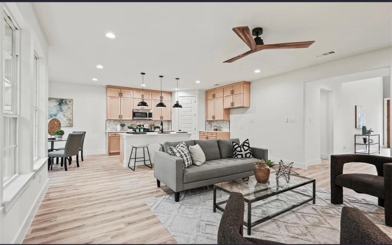 2522 Seevers Avenue, Dallas, TX 75216, 4 Bedrooms Bedrooms, ,2 BathroomsBathrooms,Residential,For Sale,2522 Seevers Avenue,20998493