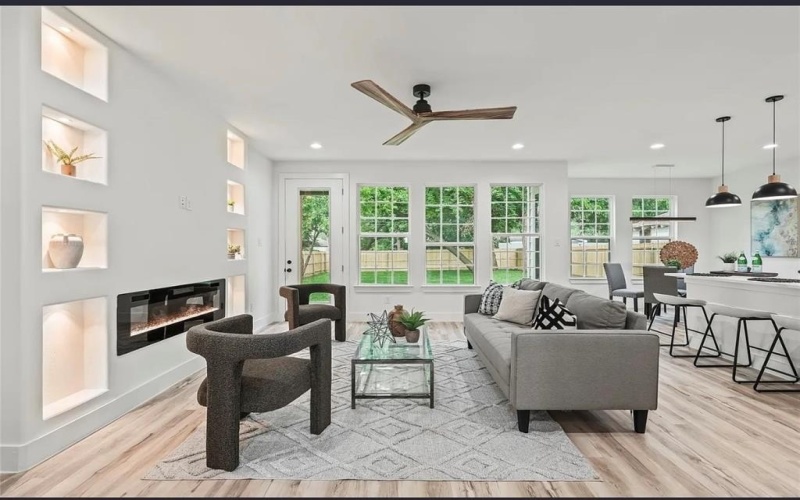 2522 Seevers Avenue, Dallas, TX 75216, 4 Bedrooms Bedrooms, ,2 BathroomsBathrooms,Residential,For Sale,2522 Seevers Avenue,20998493