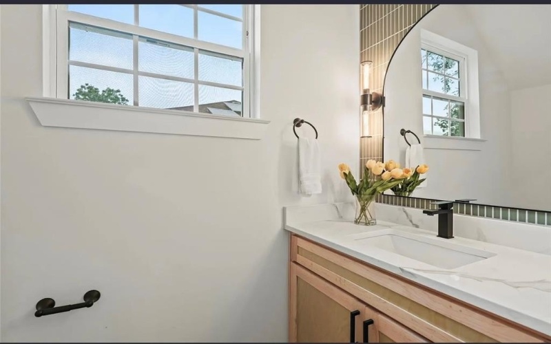 2522 Seevers Avenue, Dallas, TX 75216, 4 Bedrooms Bedrooms, ,2 BathroomsBathrooms,Residential,For Sale,2522 Seevers Avenue,20998493