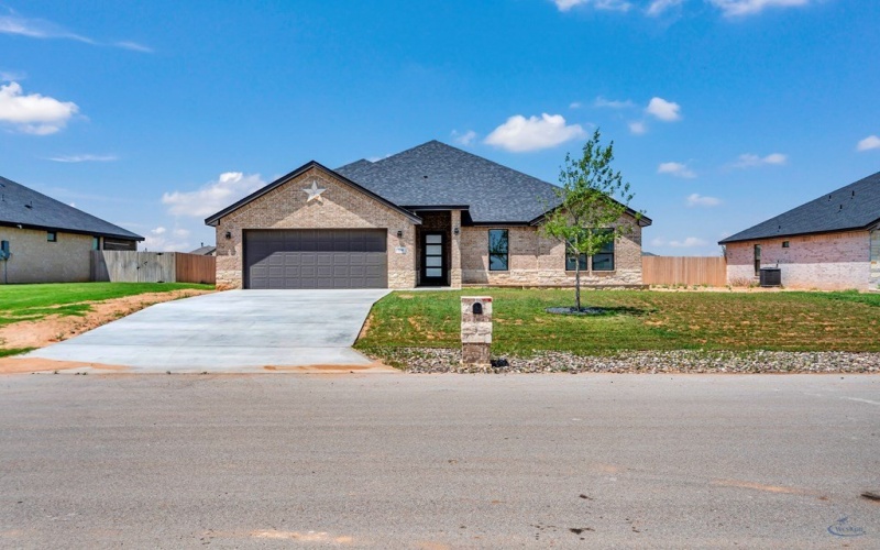 2200 S County Rd 1059, Midland, TX 79706, 4 Habitaciones Habitaciones , ,2 BañosBaños,Residential,En Venta,2200 S County Rd 1059,0,161608