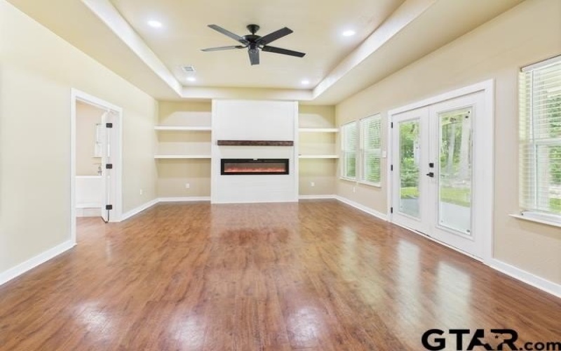 910 Cream Level Rd, Athens, TX 75751, 9 Habitaciones Habitaciones , ,5 BañosBaños,Residential,En Venta,910 Cream Level Rd,25010667