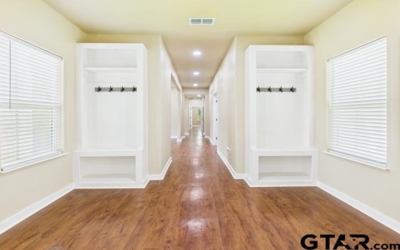 910 Cream Level Rd, Athens, TX 75751, 9 Habitaciones Habitaciones , ,5 BañosBaños,Residential,En Venta,910 Cream Level Rd,25010667