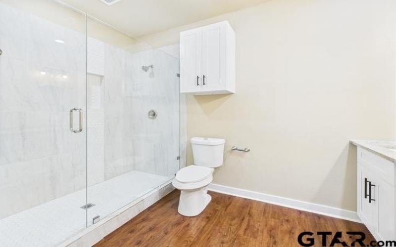 910 Cream Level Rd, Athens, TX 75751, 9 Habitaciones Habitaciones , ,5 BañosBaños,Residential,En Venta,910 Cream Level Rd,25010667