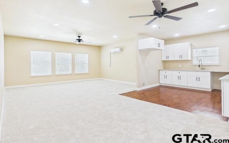 910 Cream Level Rd, Athens, TX 75751, 9 Habitaciones Habitaciones , ,5 BañosBaños,Residential,En Venta,910 Cream Level Rd,25010667