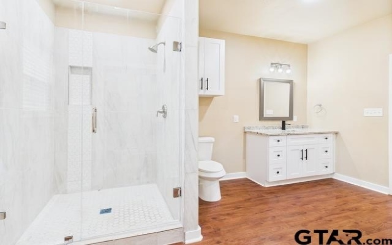 910 Cream Level Rd, Athens, TX 75751, 9 Habitaciones Habitaciones , ,5 BañosBaños,Residential,En Venta,910 Cream Level Rd,25010667