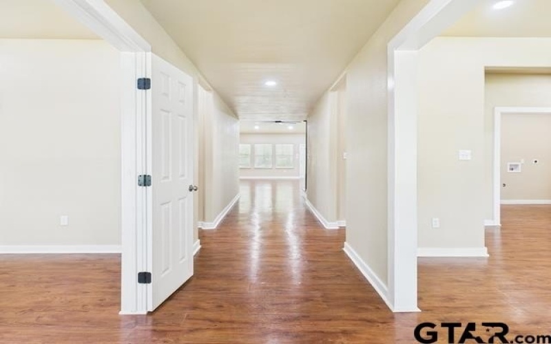 910 Cream Level Rd, Athens, TX 75751, 9 Habitaciones Habitaciones , ,5 BañosBaños,Residential,En Venta,910 Cream Level Rd,25010667