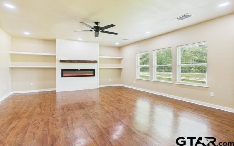 910 Cream Level Rd, Athens, TX 75751, 9 Habitaciones Habitaciones , ,5 BañosBaños,Residential,En Venta,910 Cream Level Rd,25010667