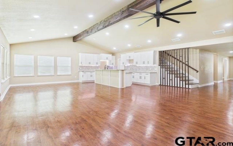 910 Cream Level Rd, Athens, TX 75751, 9 Habitaciones Habitaciones , ,5 BañosBaños,Residential,En Venta,910 Cream Level Rd,25010667