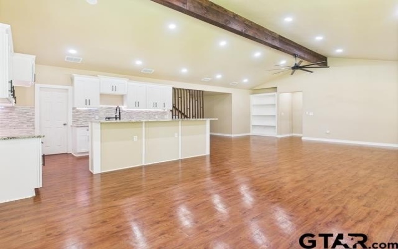 910 Cream Level Rd, Athens, TX 75751, 9 Habitaciones Habitaciones , ,5 BañosBaños,Residential,En Venta,910 Cream Level Rd,25010667