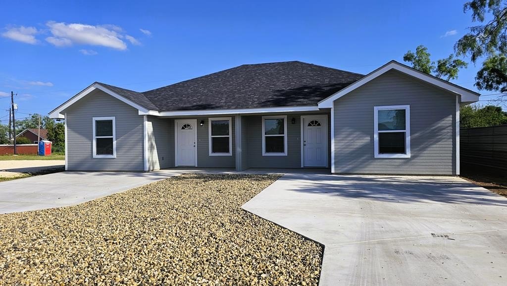213b W Ave C, San Angelo, TX 76903, 2 Bedrooms Bedrooms, ,2 BathroomsBathrooms,Other,For Sale,213b W Ave C,128271
