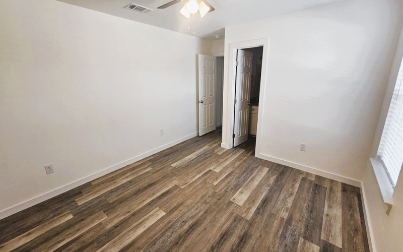 213b W Ave C, San Angelo, TX 76903, 2 Bedrooms Bedrooms, ,2 BathroomsBathrooms,Other,For Sale,213b W Ave C,128271