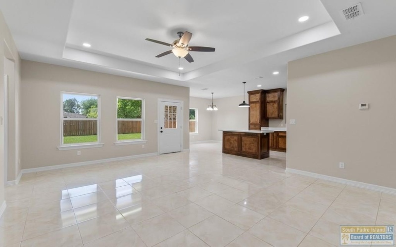 1309 Monroe, Harlingen, TX 78550, 3 Habitaciones Habitaciones , ,2 BañosBaños,Residential,En Venta,1309 Monroe,104032
