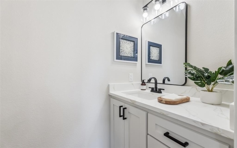 8005-8007 W Elizabeth Lane, Fort Worth, TX 76116, 8 Bedrooms Bedrooms, ,7 BathroomsBathrooms,Residential Multi Family,For Sale,8005-8007 W Elizabeth Lane,20997735