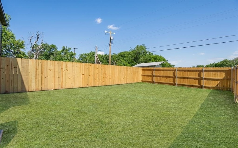 8005-8007 W Elizabeth Lane, Fort Worth, TX 76116, 8 Bedrooms Bedrooms, ,7 BathroomsBathrooms,Residential Multi Family,For Sale,8005-8007 W Elizabeth Lane,20997735