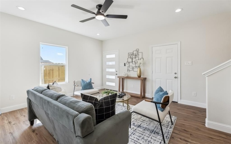 8005-8007 W Elizabeth Lane, Fort Worth, TX 76116, 8 Bedrooms Bedrooms, ,7 BathroomsBathrooms,Residential Multi Family,For Sale,8005-8007 W Elizabeth Lane,20997735
