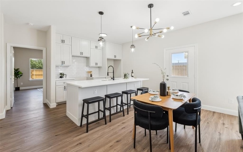 8005-8007 W Elizabeth Lane, Fort Worth, TX 76116, 8 Bedrooms Bedrooms, ,7 BathroomsBathrooms,Residential Multi Family,For Sale,8005-8007 W Elizabeth Lane,20997735