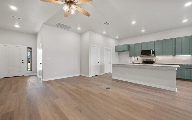 2608 Hall Avenue, Lubbock, TX 79407, 3 Habitaciones Habitaciones , ,2 BañosBaños,Residential,En Venta,2608 Hall Avenue,0,202557730