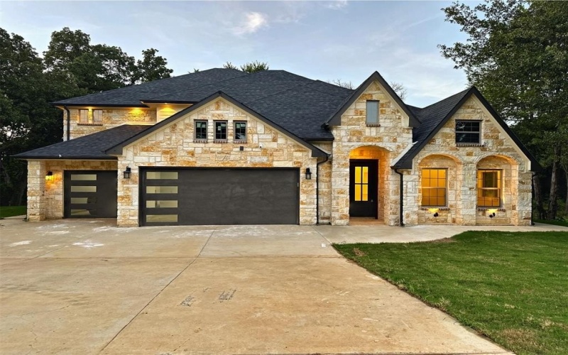 819 Vz County Road 2715, Mabank, TX 75147, 5 Bedrooms Bedrooms, ,5 BathroomsBathrooms,Residential,For Sale,819 Vz County Road 2715,20951634