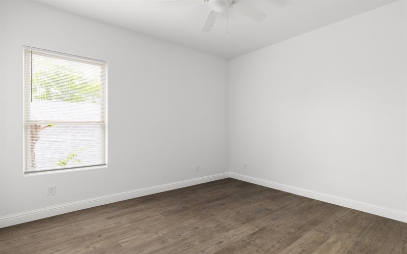 2521 Campbell Street, Fort Worth, TX 76105, 4 Bedrooms Bedrooms, ,2 BathroomsBathrooms,Residential,For Sale,2521 Campbell Street,20998670