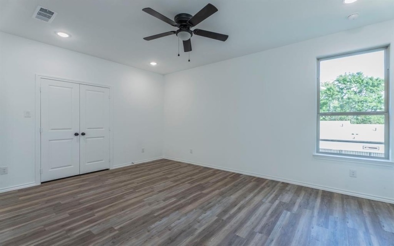 3228 Tuskegee Street, Dallas, TX 75215, 3 Bedrooms Bedrooms, ,3 BathroomsBathrooms,Residential,For Sale,3228 Tuskegee Street,20998711