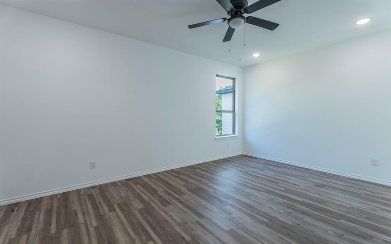 3228 Tuskegee Street, Dallas, TX 75215, 3 Bedrooms Bedrooms, ,3 BathroomsBathrooms,Residential,For Sale,3228 Tuskegee Street,20998711