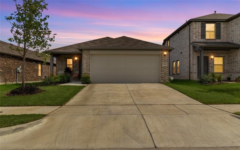 1101 La Esperanza Drive, Mesquite, TX 75149, 3 Habitaciones Habitaciones , ,2 BañosBaños,Residential,En Venta,1101 La Esperanza Drive,20998789