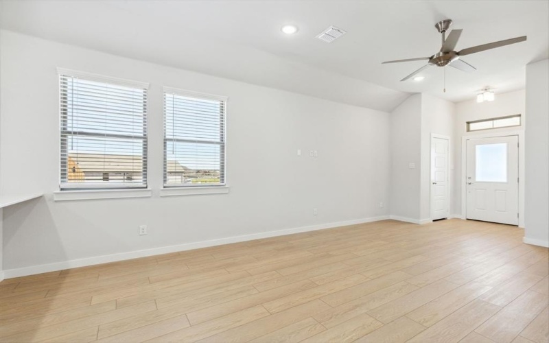 3720 White Rock Drive, Farmersville, TX 75442, 3 Bedrooms Bedrooms, ,2 BathroomsBathrooms,Residential,For Sale,3720 White Rock Drive,20998808