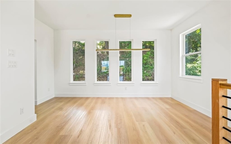 1311 Compton Street, Dallas, TX 75203, 4 Bedrooms Bedrooms, ,2 BathroomsBathrooms,Residential,For Sale,1311 Compton Street,20998825