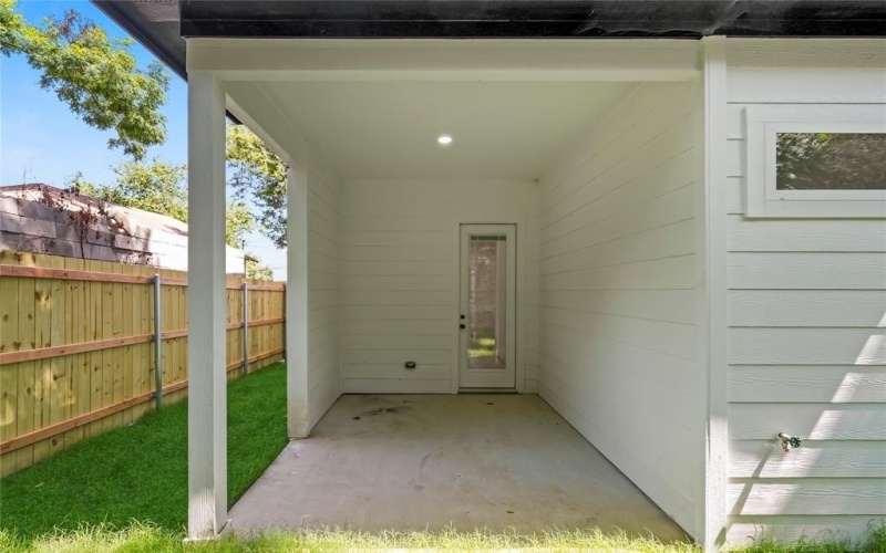 1311 Compton Street, Dallas, TX 75203, 4 Bedrooms Bedrooms, ,2 BathroomsBathrooms,Residential,For Sale,1311 Compton Street,20998825