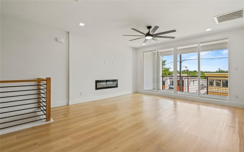 1311 Compton Street, Dallas, TX 75203, 4 Bedrooms Bedrooms, ,2 BathroomsBathrooms,Residential,For Sale,1311 Compton Street,20998825