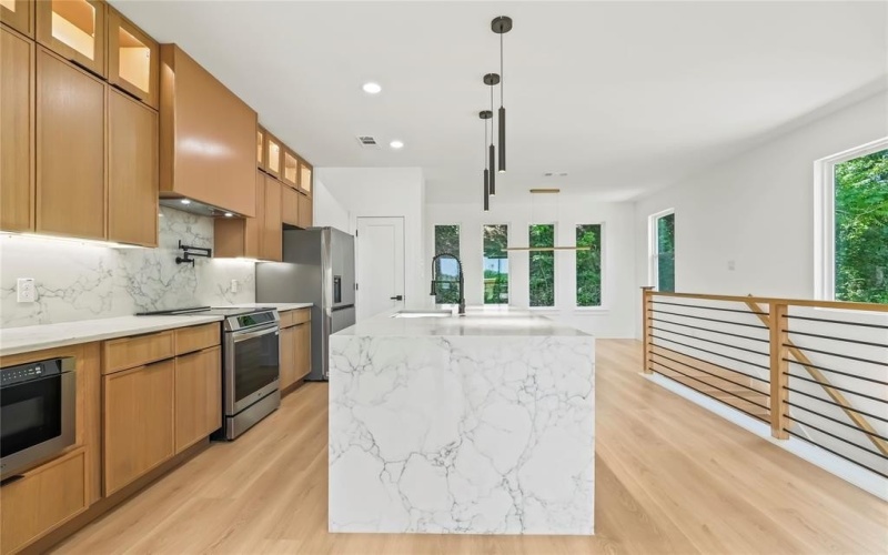 1311 Compton Street, Dallas, TX 75203, 4 Bedrooms Bedrooms, ,2 BathroomsBathrooms,Residential,For Sale,1311 Compton Street,20998825