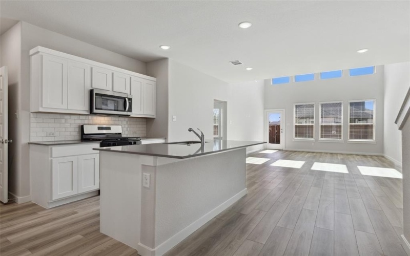 3805 White Rock Drive, Farmersville, TX 75442, 4 Habitaciones Habitaciones , ,2 BañosBaños,Residential,En Venta,3805 White Rock Drive,20998847