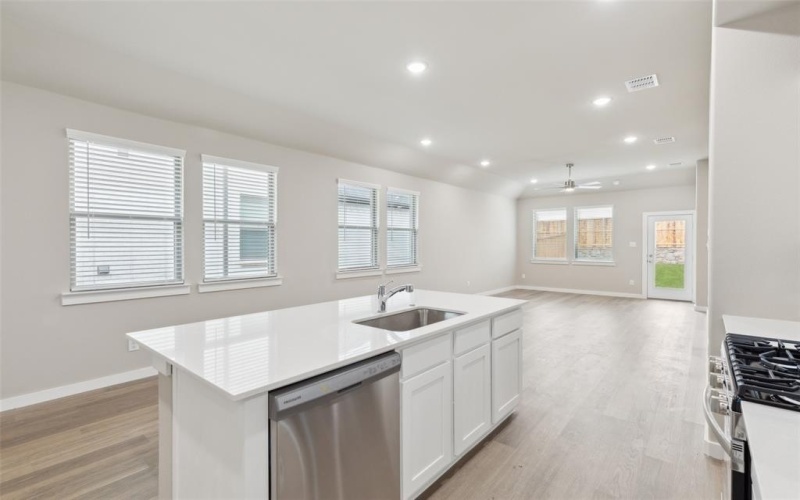 3804 White Rock Drive, Farmersville, TX 75442, 4 Habitaciones Habitaciones , ,3 BañosBaños,Residential,En Venta,3804 White Rock Drive,20998853