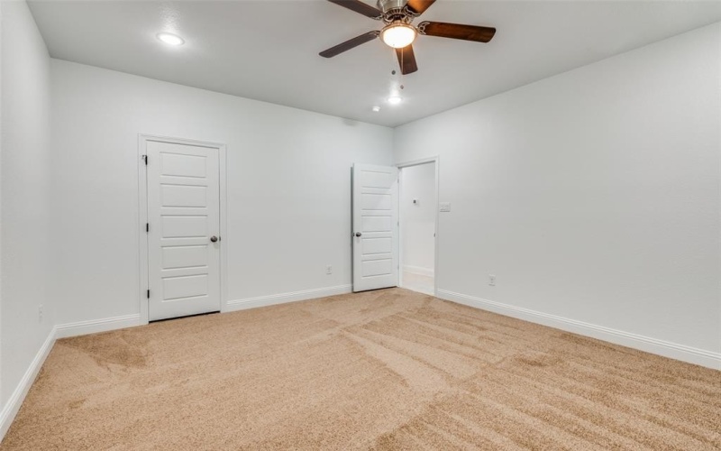 2905 Avenue I, Fort Worth, TX 76105, 3 Bedrooms Bedrooms, ,2 BathroomsBathrooms,Residential,For Sale,2905 Avenue I,20998899