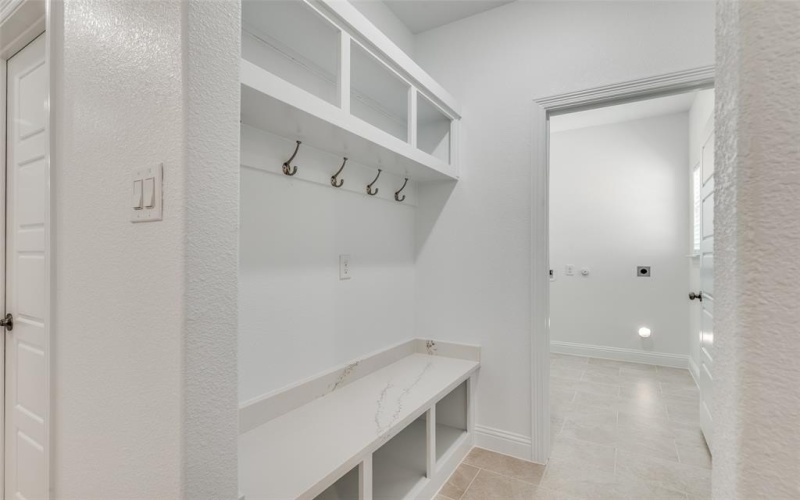 2905 Avenue I, Fort Worth, TX 76105, 3 Bedrooms Bedrooms, ,2 BathroomsBathrooms,Residential,For Sale,2905 Avenue I,20998899