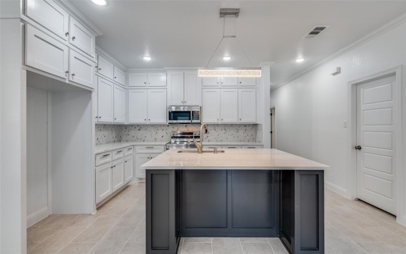 2905 Avenue I, Fort Worth, TX 76105, 3 Bedrooms Bedrooms, ,2 BathroomsBathrooms,Residential,For Sale,2905 Avenue I,20998899
