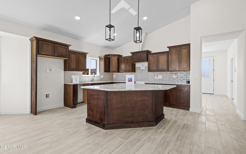 7621 ENCHANTED RIDGE Drive, El Paso, TX 79911, 4 Bedrooms Bedrooms, ,1 BathroomBathrooms,Residential,For Sale,7621 ENCHANTED RIDGE Drive,901658