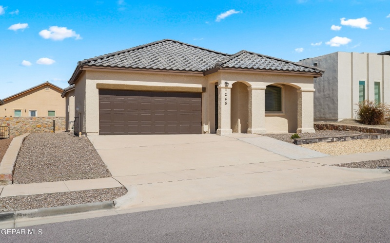 245 Hunstanton Street, Horizon City, TX 79928, 4 Habitaciones Habitaciones , ,2 BañosBaños,Residential,En Venta,245 Hunstanton Street,926330