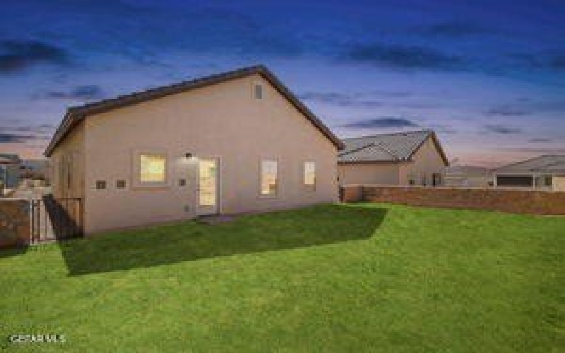 245 Hunstanton Street, Horizon City, TX 79928, 4 Habitaciones Habitaciones , ,2 BañosBaños,Residential,En Venta,245 Hunstanton Street,926330