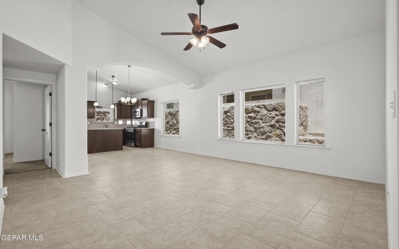 245 Hunstanton Street, Horizon City, TX 79928, 4 Habitaciones Habitaciones , ,2 BañosBaños,Residential,En Venta,245 Hunstanton Street,926330
