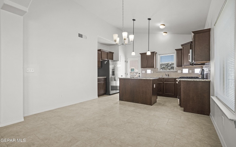 245 Hunstanton Street, Horizon City, TX 79928, 4 Habitaciones Habitaciones , ,2 BañosBaños,Residential,En Venta,245 Hunstanton Street,926330