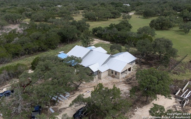 209 Ranch Heights, Boerne, TX 78015, 4 Bedrooms Bedrooms, ,5 BathroomsBathrooms,Residential,For Sale,209 Ranch Heights,1883714