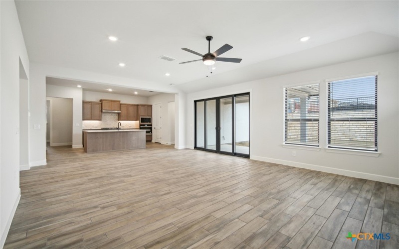 1532 Dancing Oak Lane, San Marcos, TX 78666, 2 Habitaciones Habitaciones , ,2 BañosBaños,Residential,En Venta,1532 Dancing Oak Lane,562894