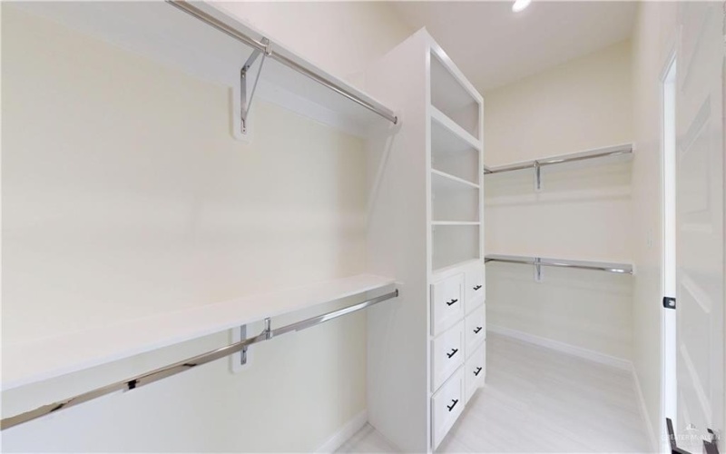 2913 Arboledas Drive, San Juan, TX 78589, 3 Bedrooms Bedrooms, ,2 BathroomsBathrooms,Residential,For Sale,2913 Arboledas Drive,475874